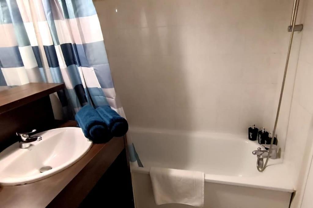 Appartement Disney Le Studio Enchante. à Montévrain Extérieur photo